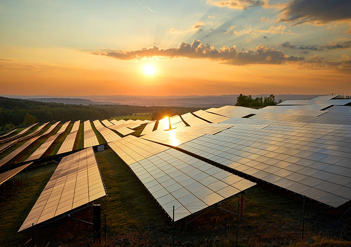 Foto UNEF se congratula de que la Ley de Cambio Climático final facilite la transición ecológica e incorpore la certidumbre a las inversiones como principio.